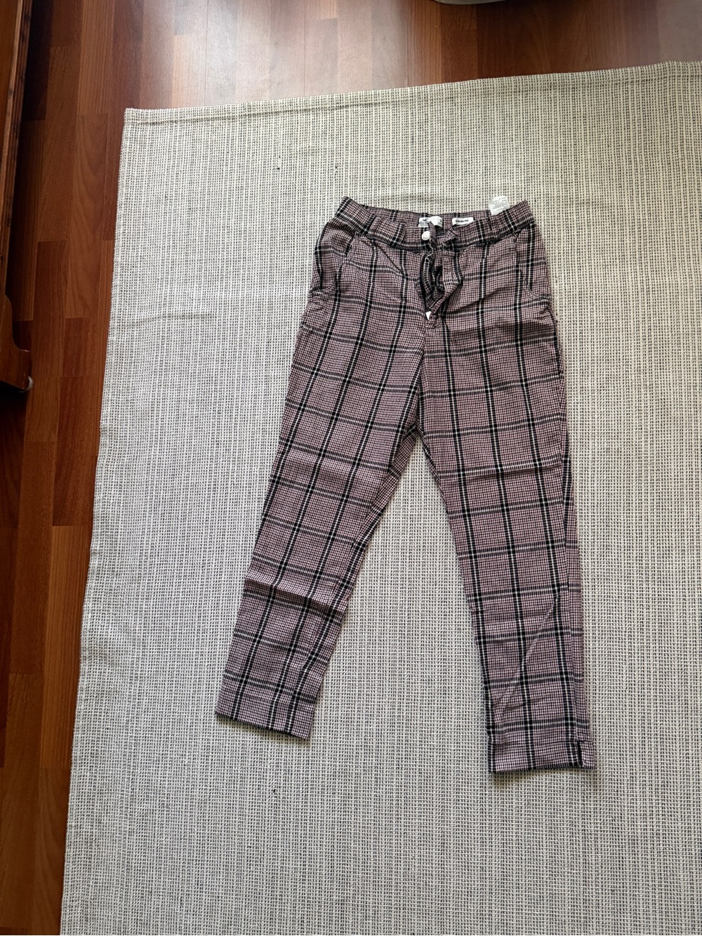 Plaid/Houndstooth Casual Pants - Red, white and Black